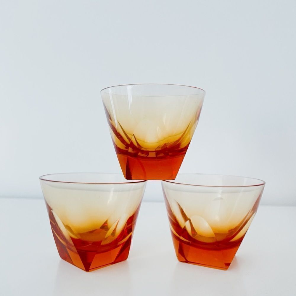 Vintage Mid Century Amber Shot Glasses​ - Picture 6 of 10